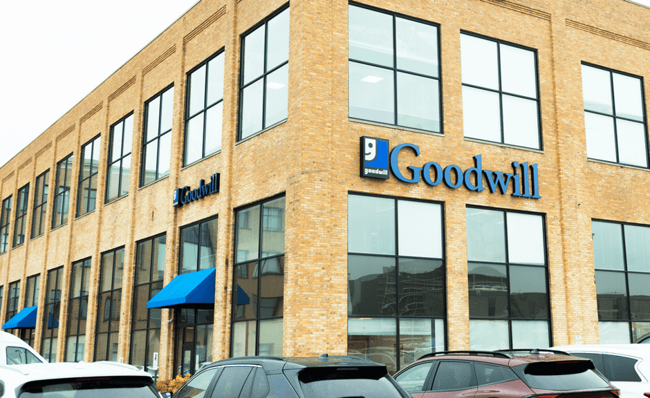 Goodwill At Summit Place_Entrance